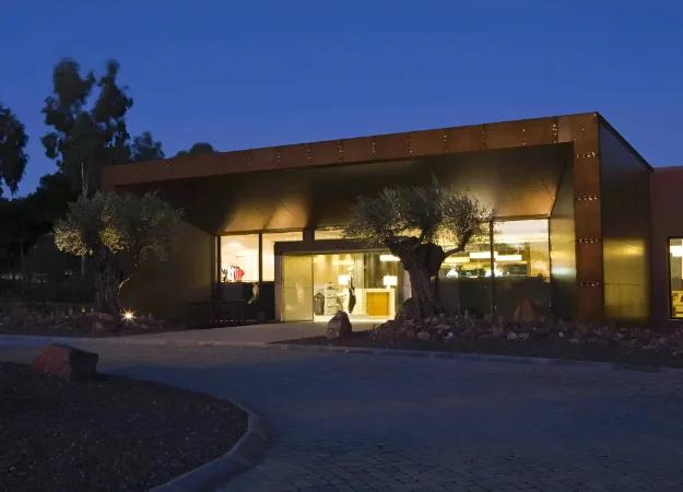 Pinares (zona piedras) Vincci Valdecañas Golf 4* Cáceres Pinares (zona piedras) Vincci Valdecañas Golf 4* Cáceres