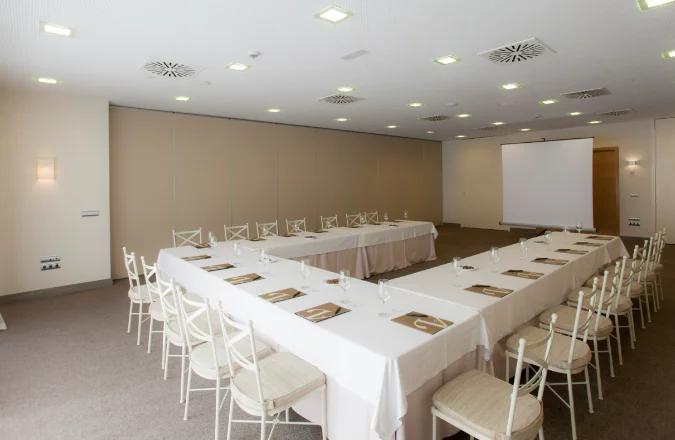 Salón Jerte Vincci Valdecañas Golf 4* Cáceres Salón Jerte Vincci Valdecañas Golf 4* Cáceres